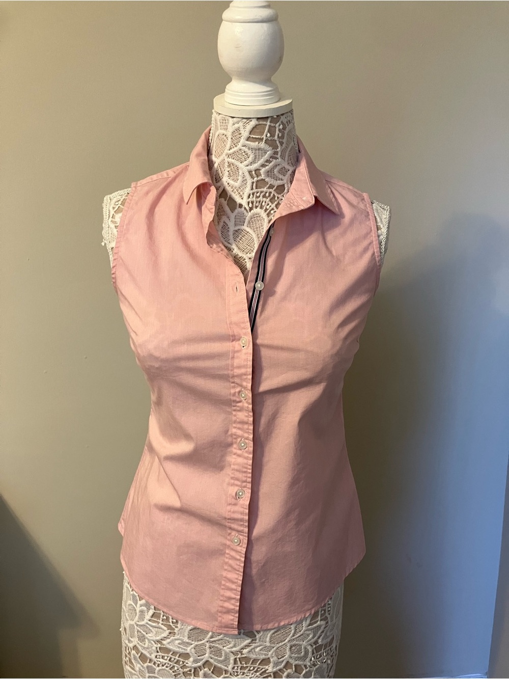 Banana Republic Sleeveless Pink Button-Down Shirt